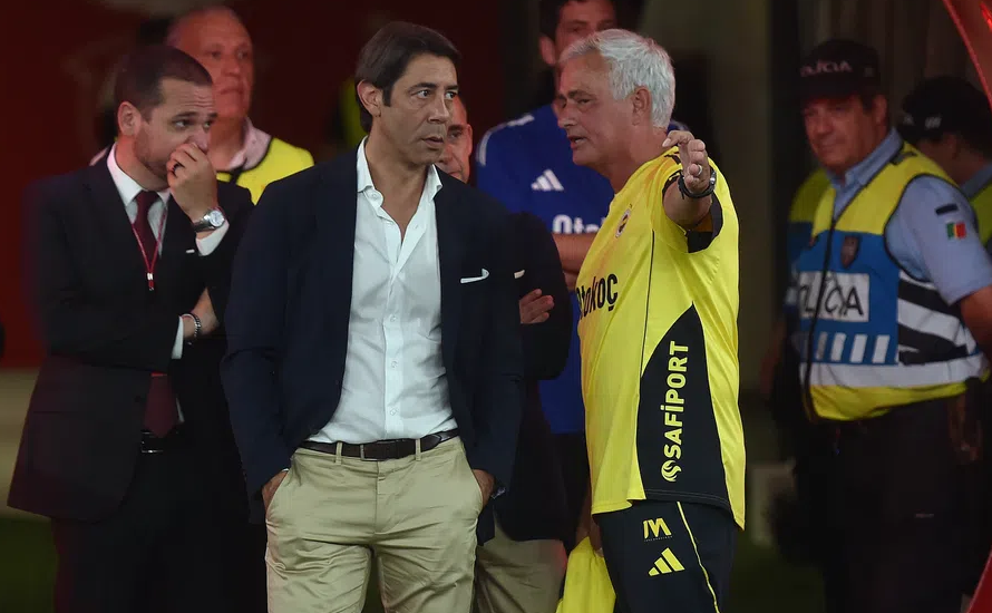 本菲卡, 欧冠首战里 本菲卡, 欧冠首战里