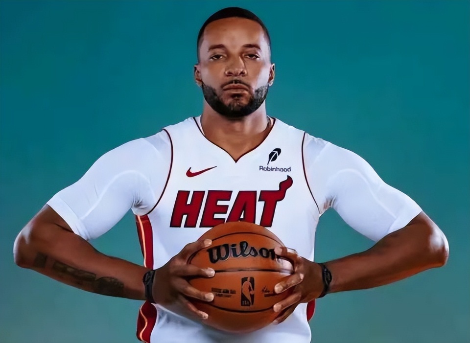 因为他防守, 估了 因为他防守, 估了