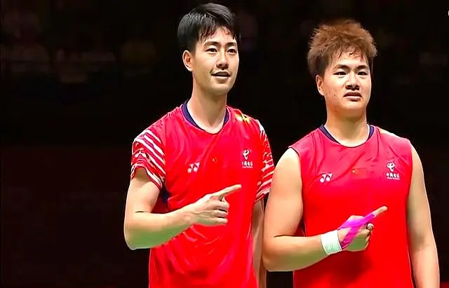 在赛后的采 在赛后的采