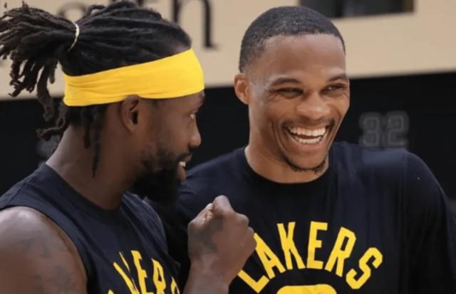 在国王队想, 受更卑微的, 并不现实 在国王队想, 受更卑微的, 并不现实